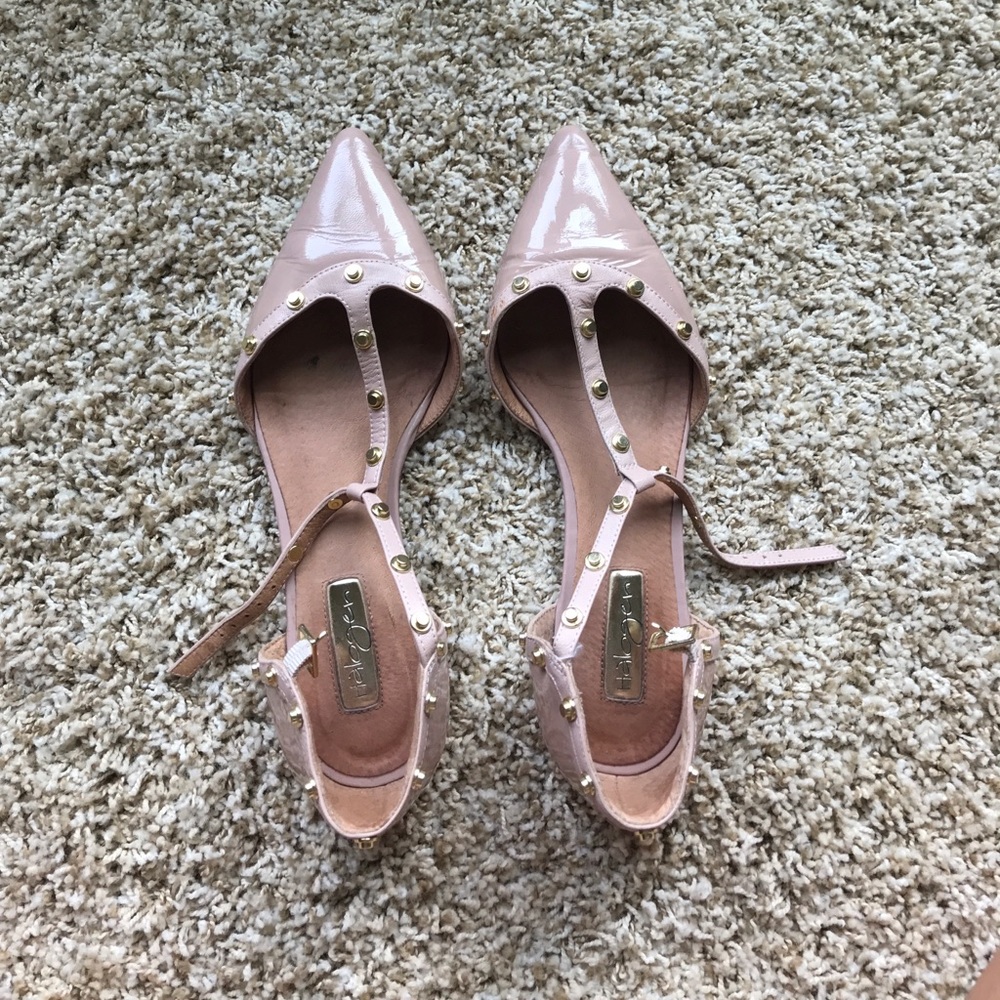 Ballet flats